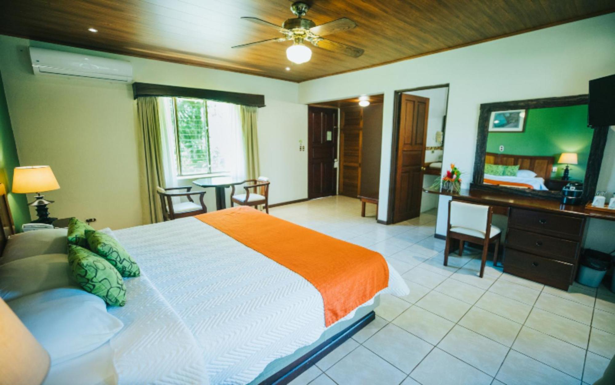 Tilajari Hotel Resort La Fortuna Exterior photo
